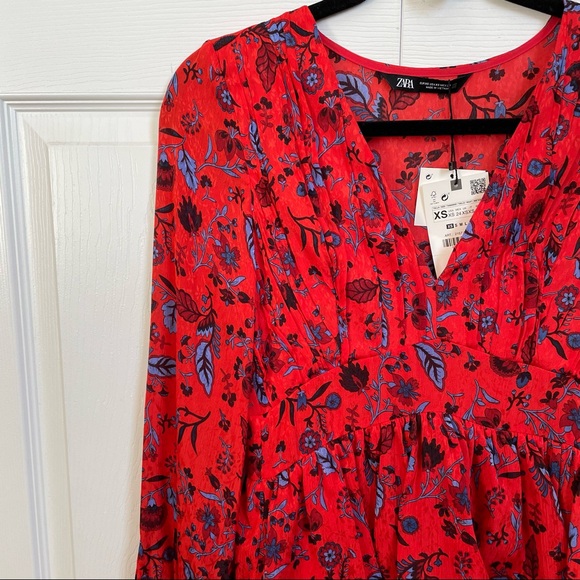 Zara Floral Dress - Picture 3 of 8